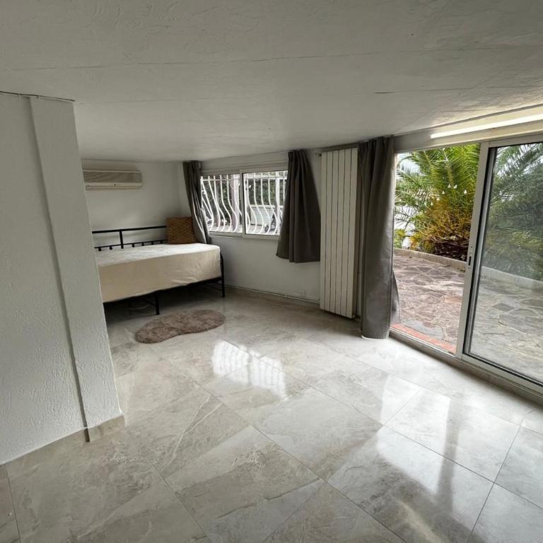 House with pool and stunning views in Fréjus - Vacation Home - 13