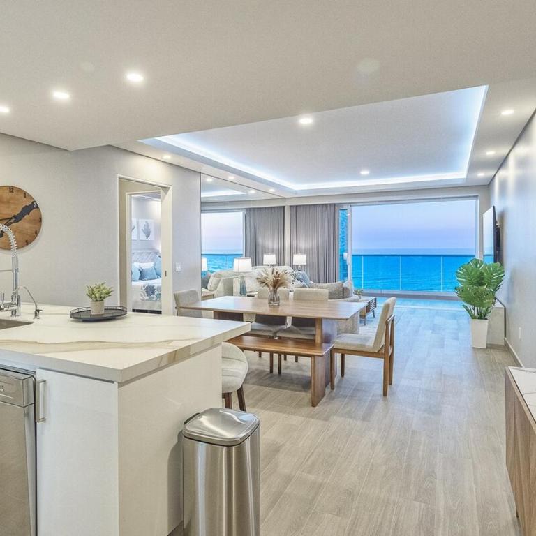Luxury 2-Bed Condo At Encantame Towers - Two-Bedroom Apartment - Oceanfront - 1