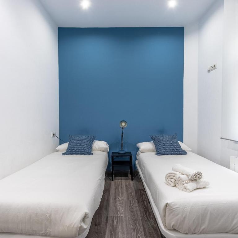 Perfect for groups and families, suitable for six in Bilbao - Apartamento de 3 dormitorios - 3