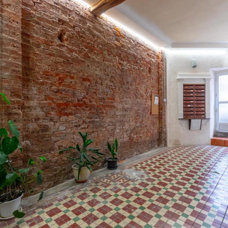 Perfect for groups and families, suitable for six in Bilbao - Apartamento de 3 dormitorios - 1