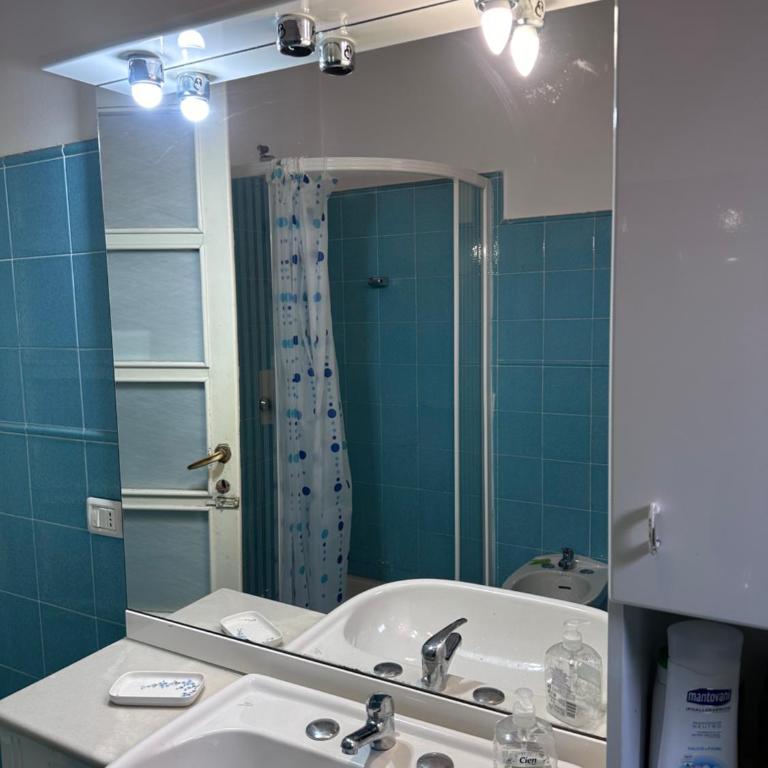 Solferino 17 suites Brescia Stazione - Chambre Simple avec Salle de Bains Commune - 19