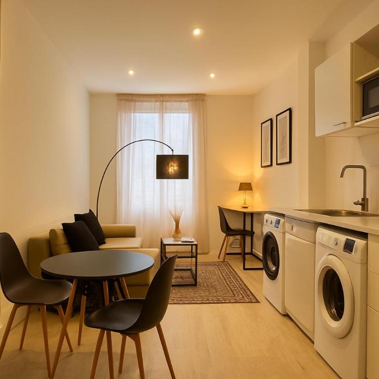Cinéma & Jacuzzi aux Étoiles - CasaBianca Suite - Appartement 1 Chambre - 4
