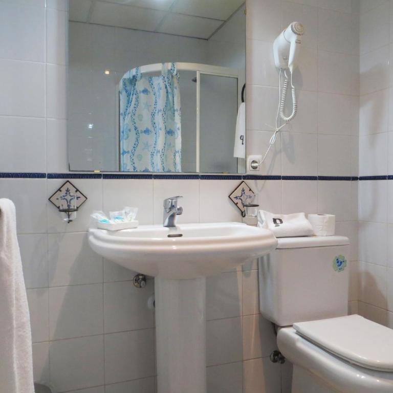 Apartamentos Plaza - Habitación Triple Deluxe - 5