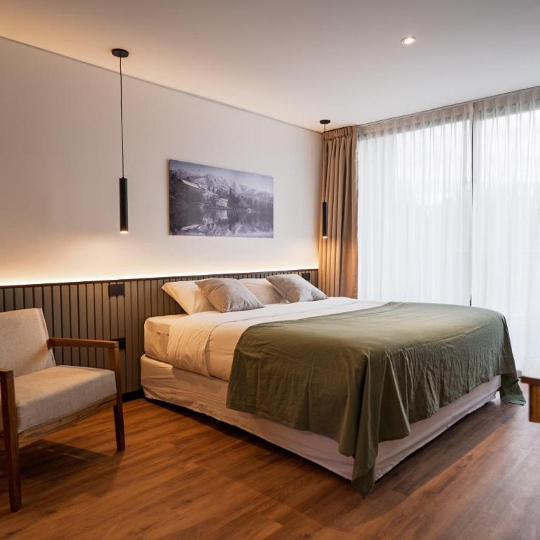 Vistalba Hotel Aparts & Suites - Suite Superior con cama extragrande - 4
