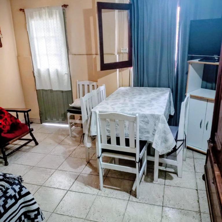 DEPTO EXCELENTE UBICACIÓN PARA 4 PERSONAs - Apartamento Estándar - 3