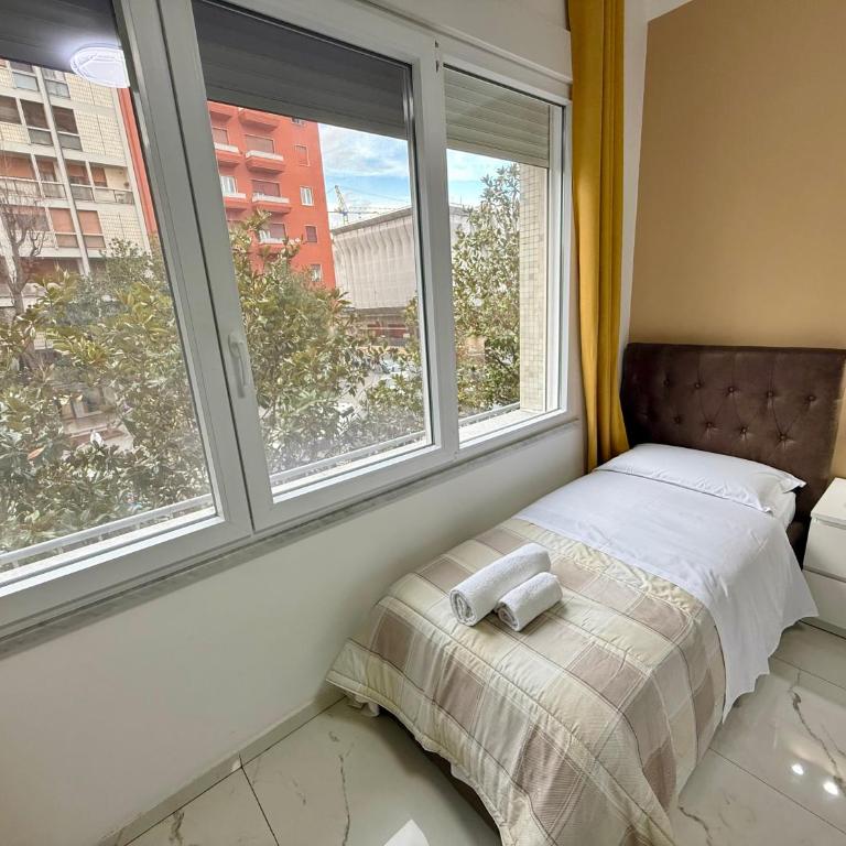 Desire guest House - Camera Tripla con Bagno Privato - 10