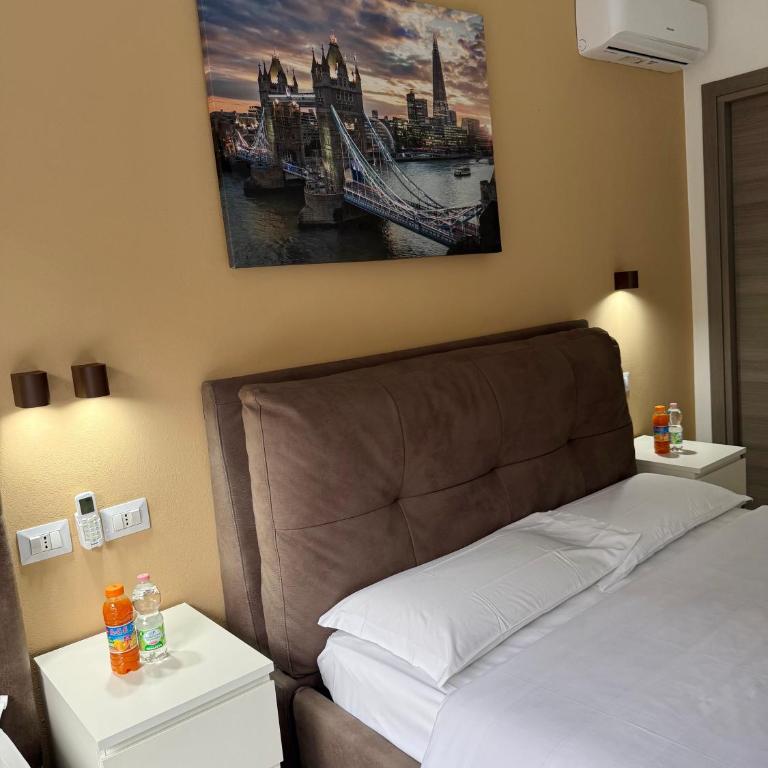Desire guest House - Camera Tripla con Bagno Privato - 9