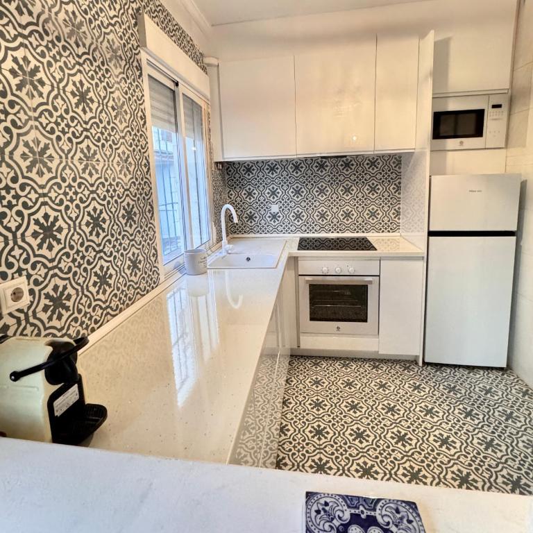 Family Penthouse Duplex 3 BDR & Private Terrace - Three-Bedroom Apartment - 18