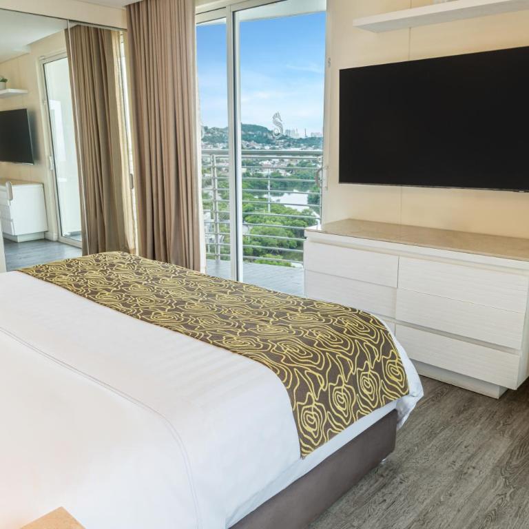 GHL Corales de Indias - Suite with Balcony - 5