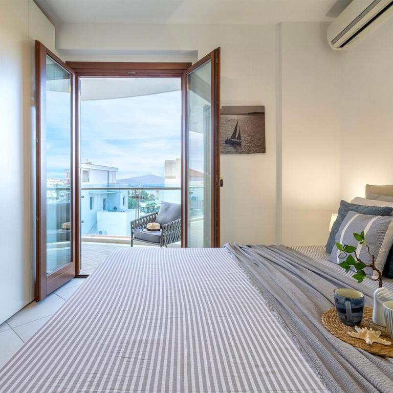 Casa Daneluzzi beachfront with terrace and garage - Two-Bedroom Apartment with Balcony - 1