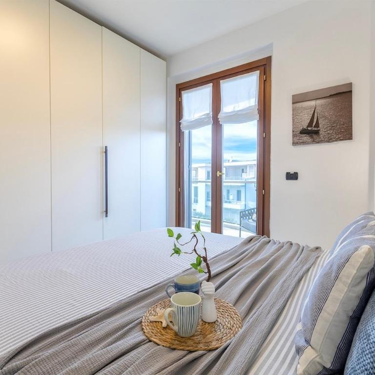 Casa Daneluzzi beachfront with terrace and garage - Two-Bedroom Apartment with Balcony - 23