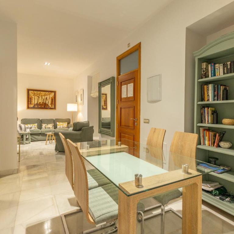 Fuente de Plata, Apartment and patios, step-free, historical center - Apartamento Superior de 2 dormitorios - 1