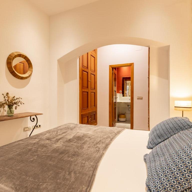 Fuente de Plata, Apartment and patios, step-free, historical center - Apartamento Superior de 2 dormitorios - 15