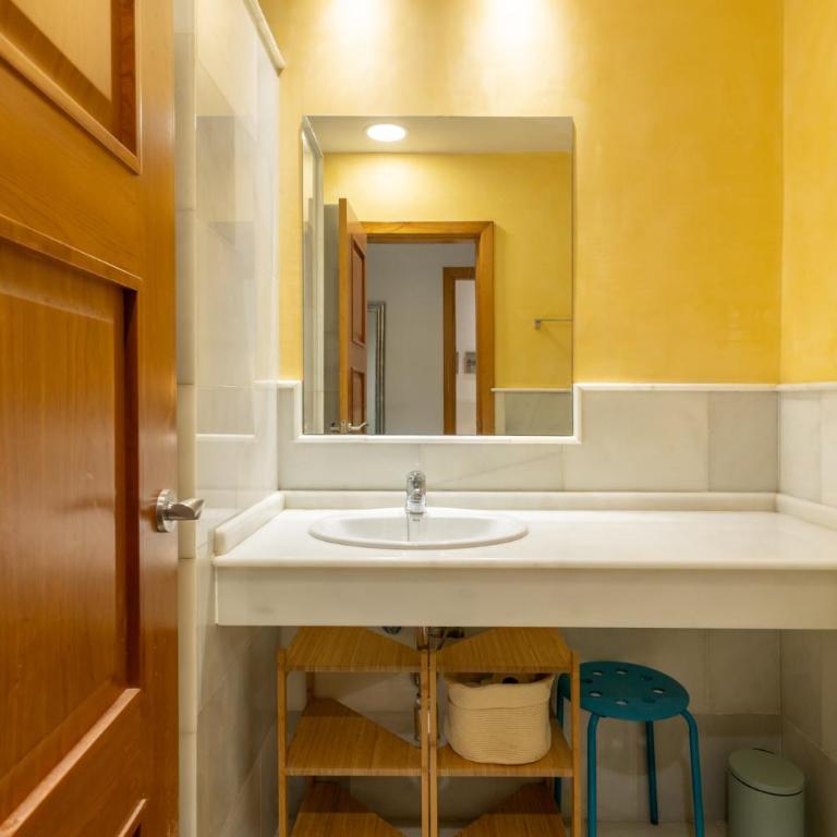 Fuente de Plata, Apartment and patios, step-free, historical center - Apartamento Superior de 2 dormitorios - 26