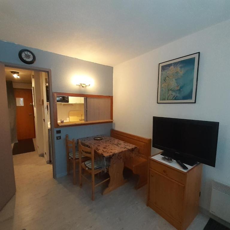 Studio cosy 2/3 pers, proche remontées & commerces à Valfréjus - FR-1-561-88 - Studio - 3