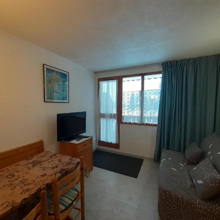 Studio cosy 2/3 pers, proche remontées & commerces à Valfréjus - FR-1-561-88 - Studio - 4