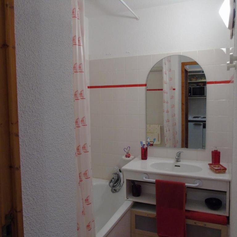 Studio cosy 4 pers, proche télécabine & commerces - FR-1-561-42 - Studio - 7
