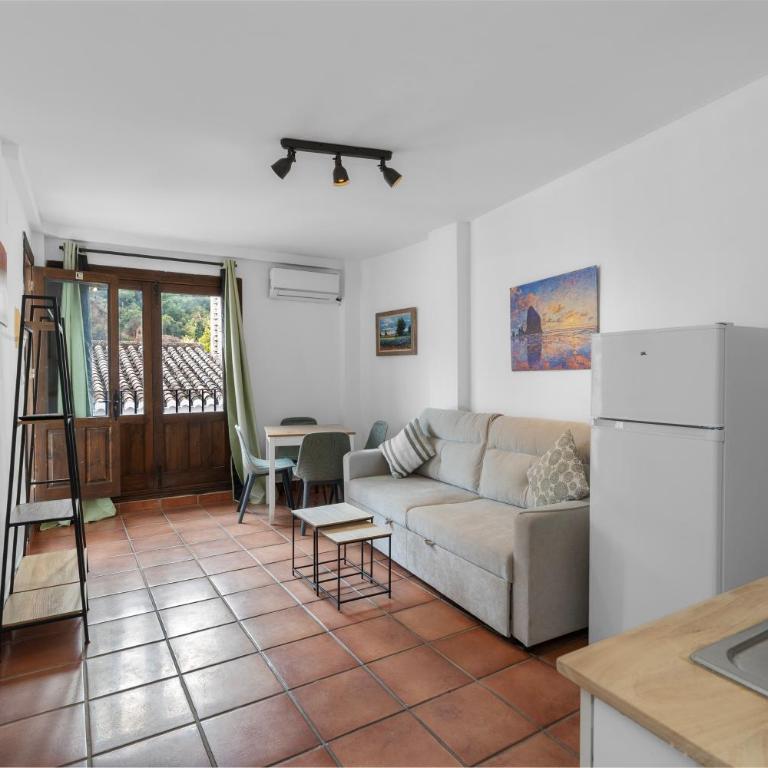 Bellavista Granada by ASH - Two-Bedroom Apartment with Terrace - 7