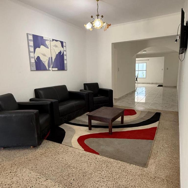 Alojamiento Yvoty - Casa de 3 dormitorios - 1