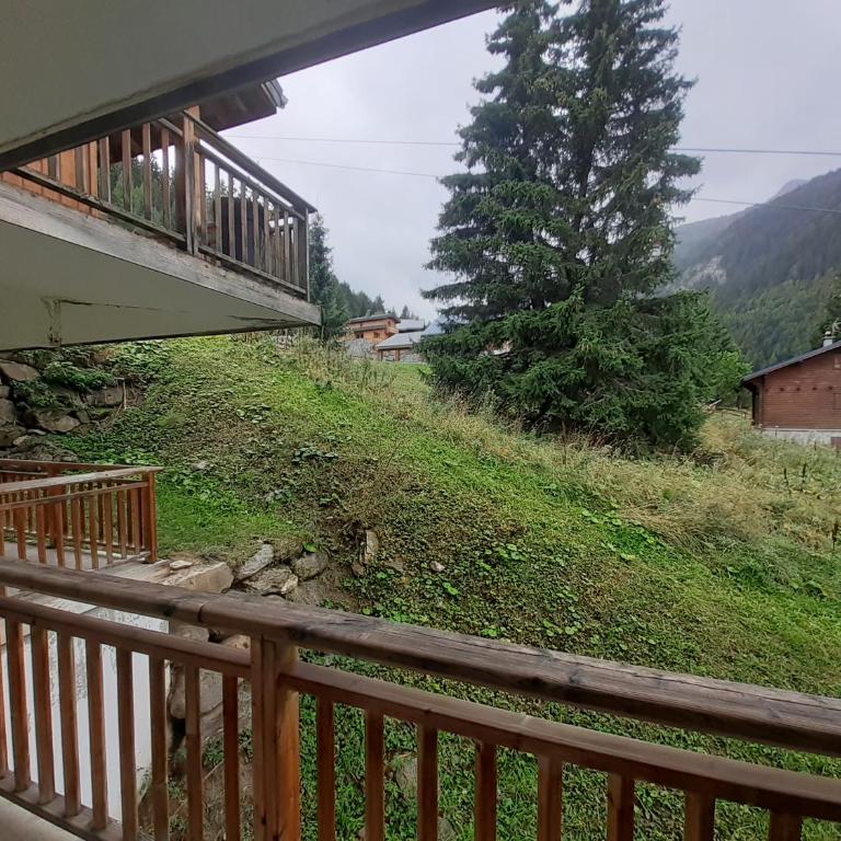Appartement 2P à Valfréjus, proche télécabine, cuisine équipée, balcon, animaux admis - FR-1-561-125 - Apartamento - 12