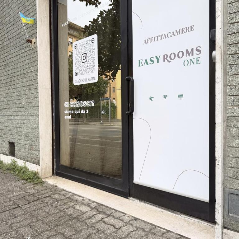 EASYROOMS ONE - Camera Matrimoniale con Bagno Privato Esterno - 17