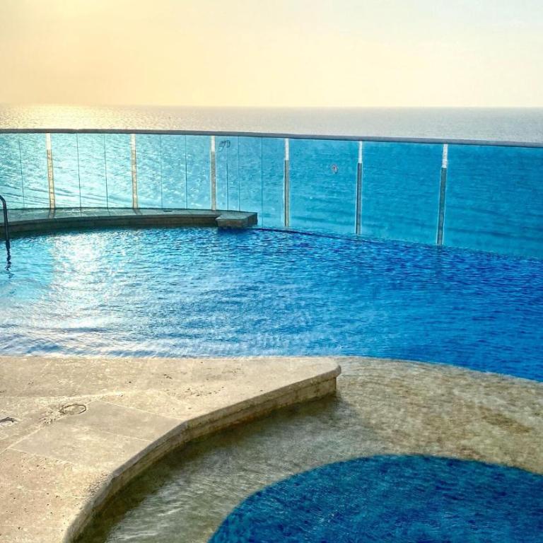 Cartagena de Indias beachfront apartment - Apartamento de 2 dormitorios - 75