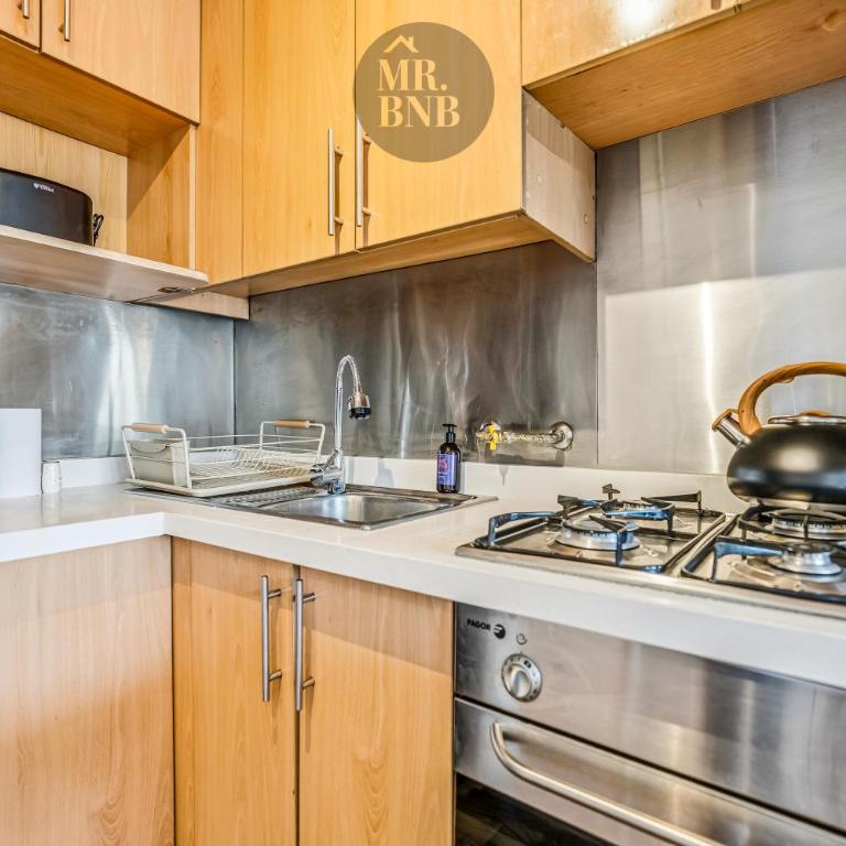 Providencia 455 Apartments by Mr BnB - Two-Bedroom Apartment with Mountain View - 10