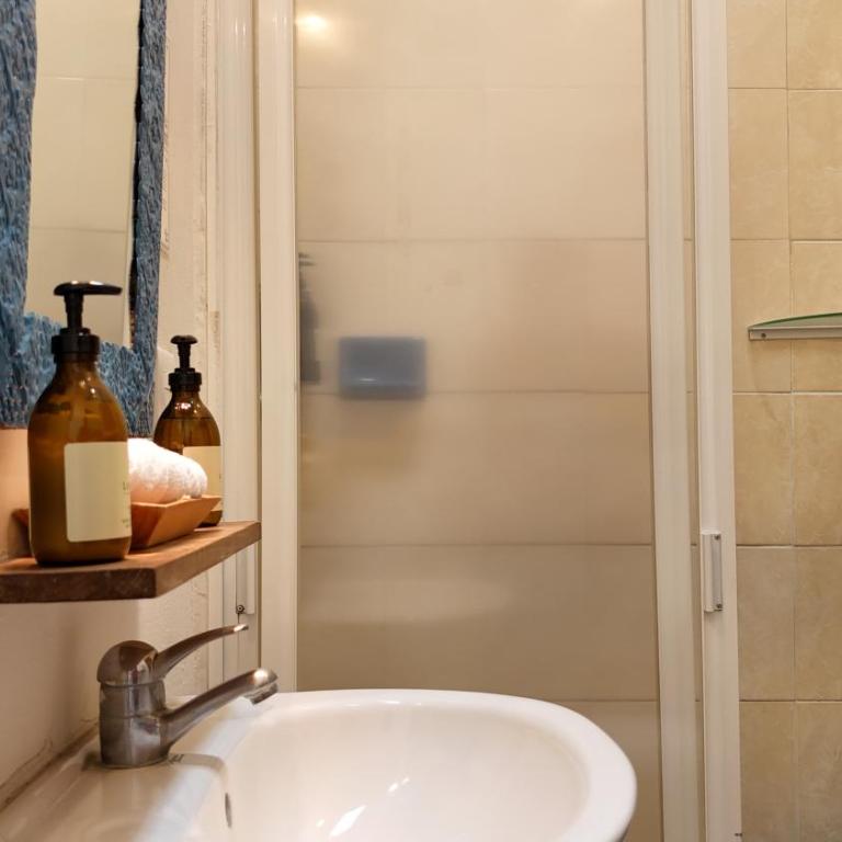 El Diablo y la Sandia B&B - Habitación con cama extragrande. - 14