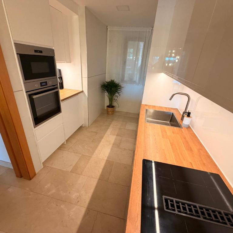 Benahavis Holidays - Apartamento Deluxe de 2 dormitorios con vistas al jardín - 11