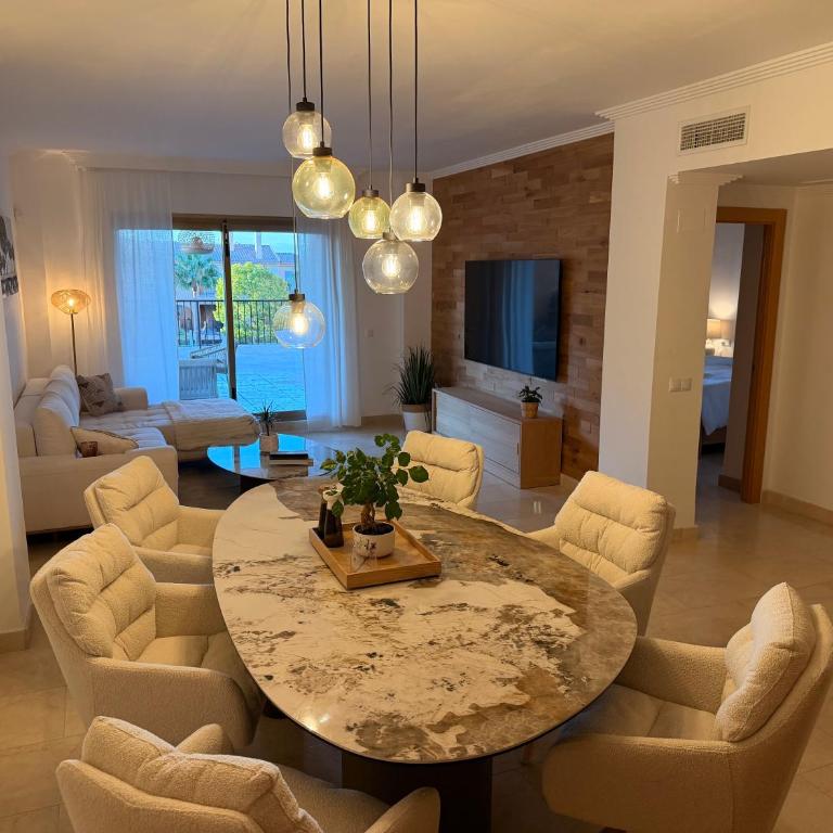 Benahavis Holidays - Apartamento Deluxe de 2 dormitorios con vistas al jardín - 18