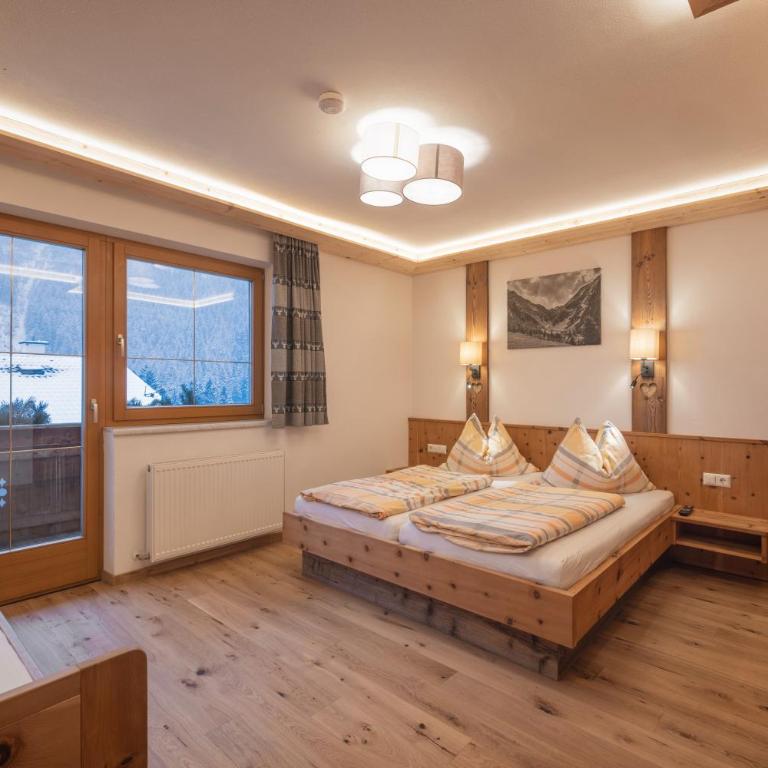 Haus Alpenkönig Exclusive Apartments near Stubai Glacier - Apartment mit 2 Schlafzimmern und Terrasse - 3