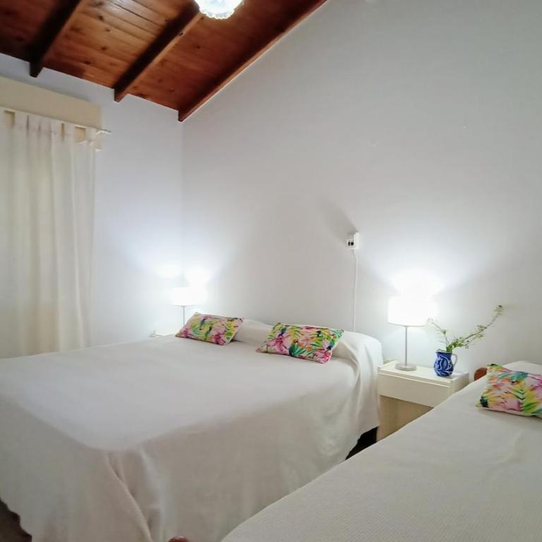 Hosteria Sirena - Comfort Triple Room with Shower - 1