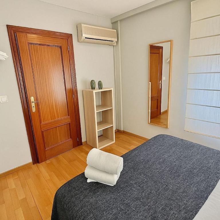 Vive Zaragoza XV - Two-Bedroom Apartment with Balcony - 11