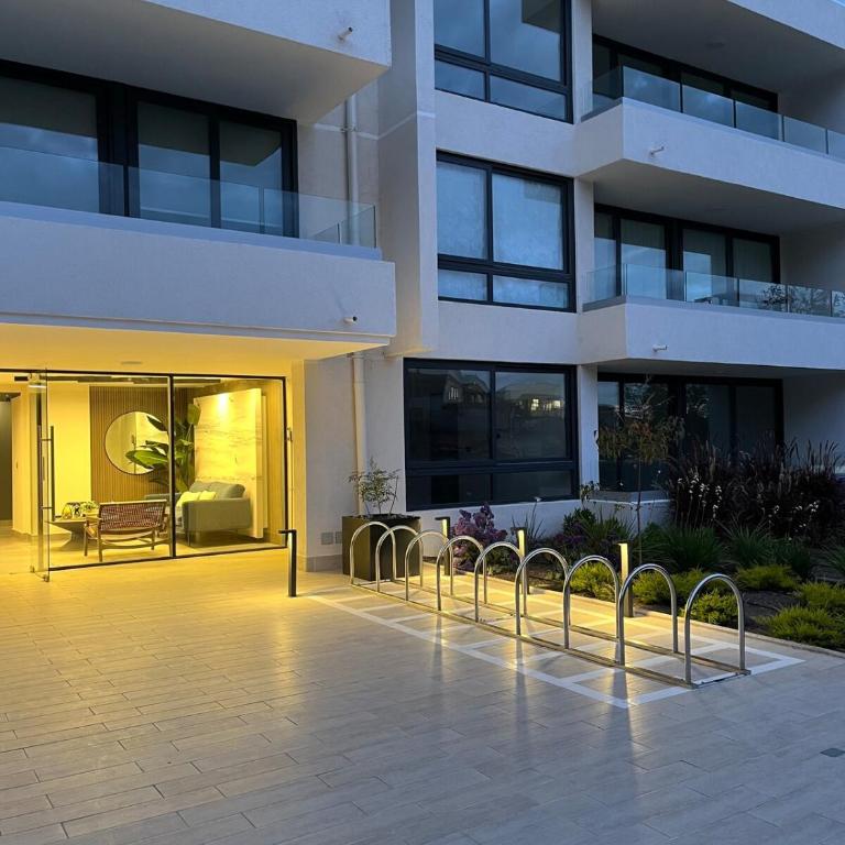 Departamento con Estacionamiento, Agua Santa Recreo Alto - Two-Bedroom Apartment - 95