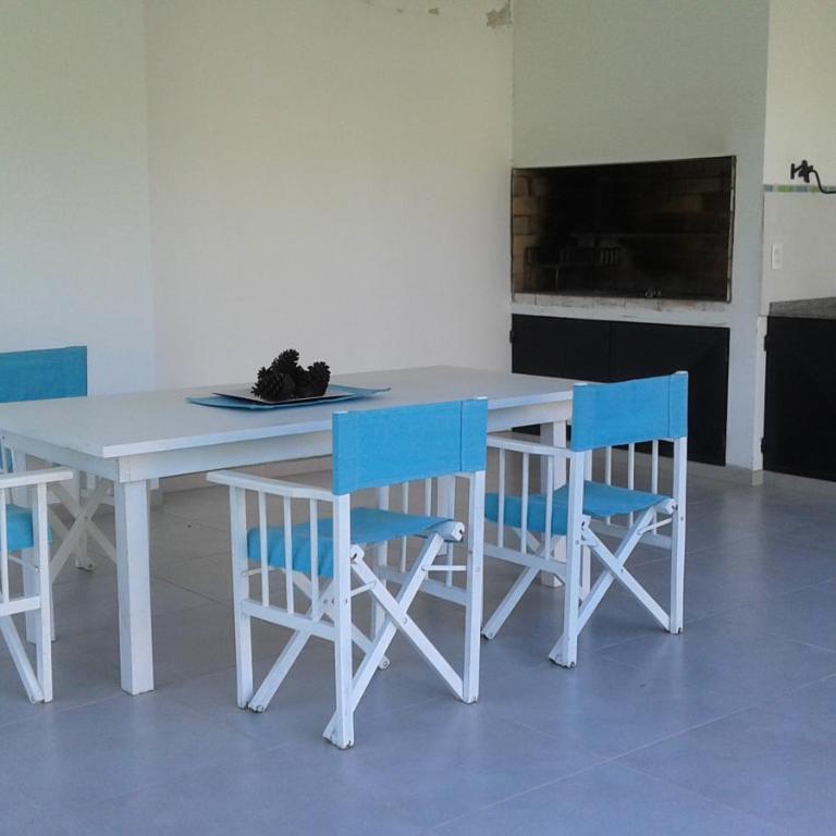 Excelente casa Pinamar Norte con piscina 6 personas - Three-Bedroom Townhouse - 19