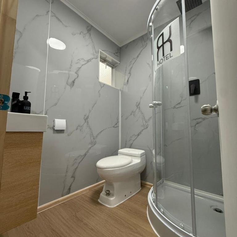 Hotel RK - Double Room with Private Bathroom - 2