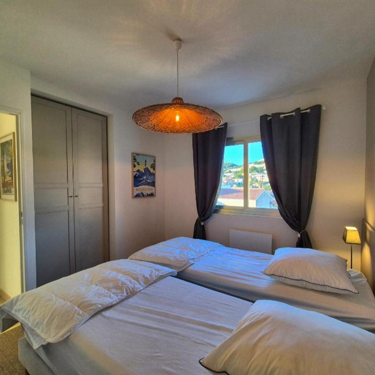 superbe T3 refait à neuf, vue mer panoramique, place de parking - Two-Bedroom Apartment - 17
