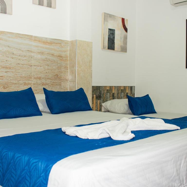 Hostal Kumbaya - Habitación Triple - 2