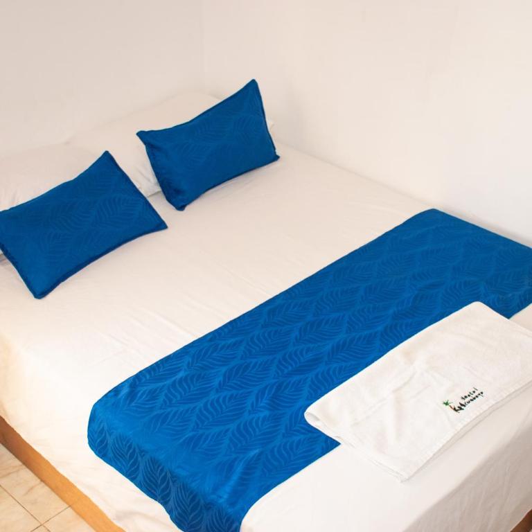 Hostal Kumbaya - Habitación Familiar - 3