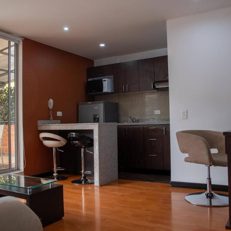 Hotel Regency Suites La Feria - Suite Junior Doble - 10