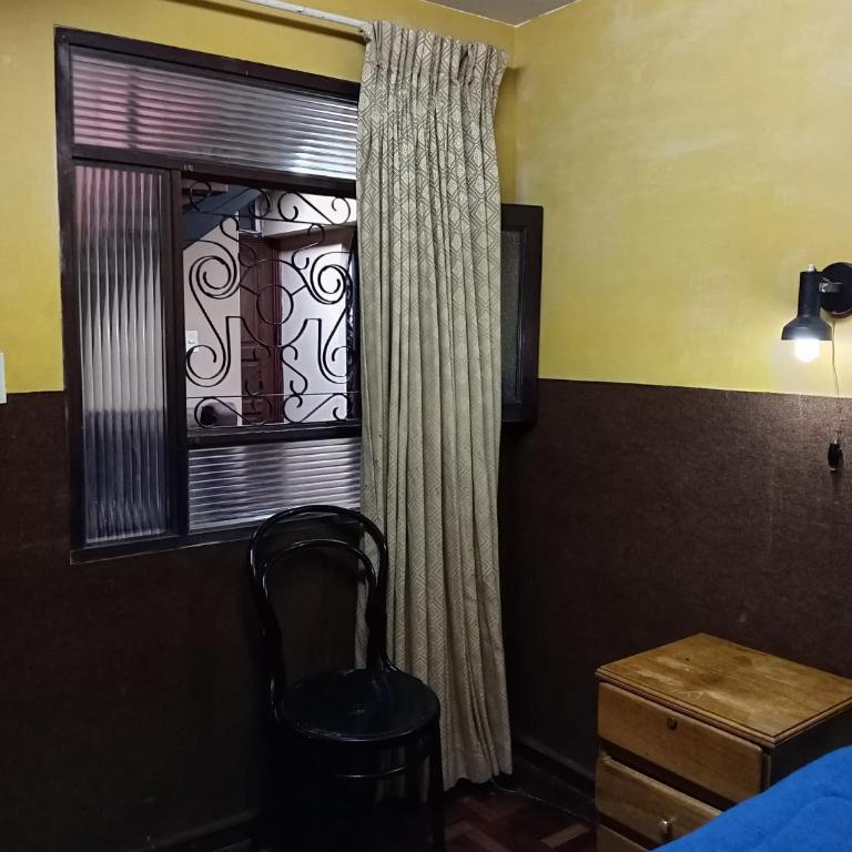 Hostal Tambo de Oro - Single Room with Shared Bathroom - 2