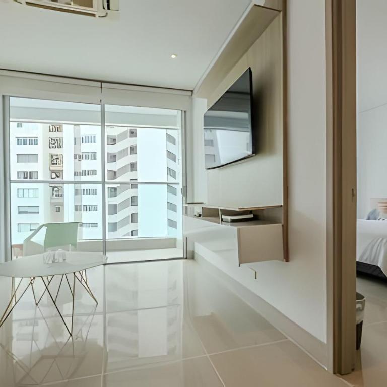 Premium con ubicación excelente en Bocagrande - One-Bedroom Apartment with Balcony and Water View - 14