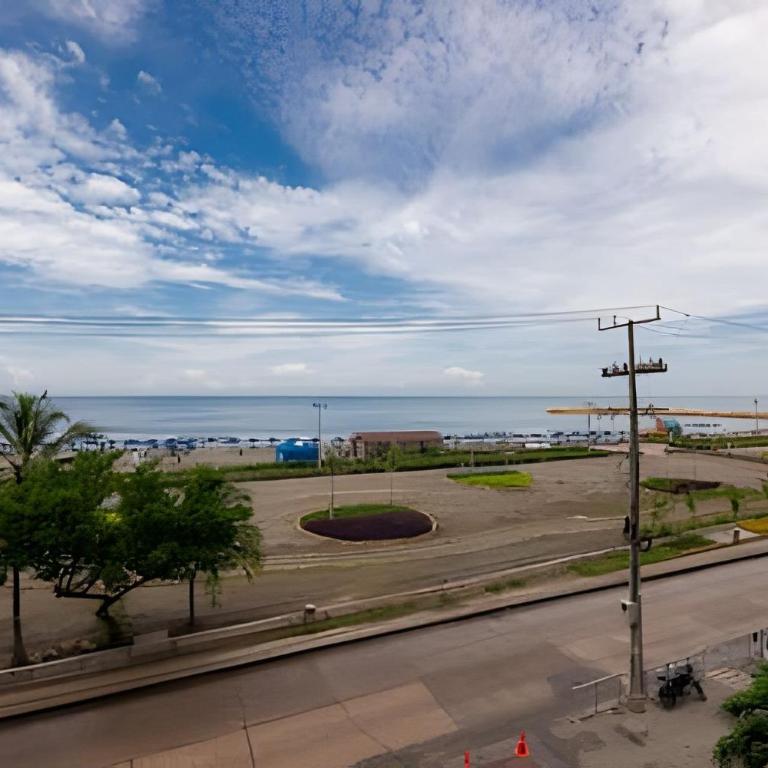 Premium con ubicación excelente en Bocagrande - One-Bedroom Apartment with Balcony and Water View - 24