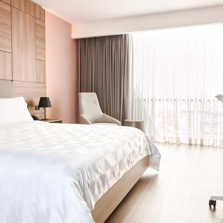 Holiday Inn - Lima Miraflores by IHG - Habitación Estándar - Cama extragrande - 1
