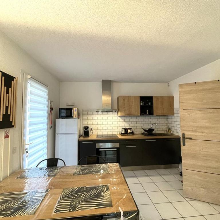 Appartement T2 avec terrasse et jardin privatif - Appartement 1 Chambre - 5