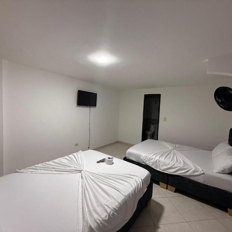 Hotel Alojamientos Villavicencio - Twin Room - 7