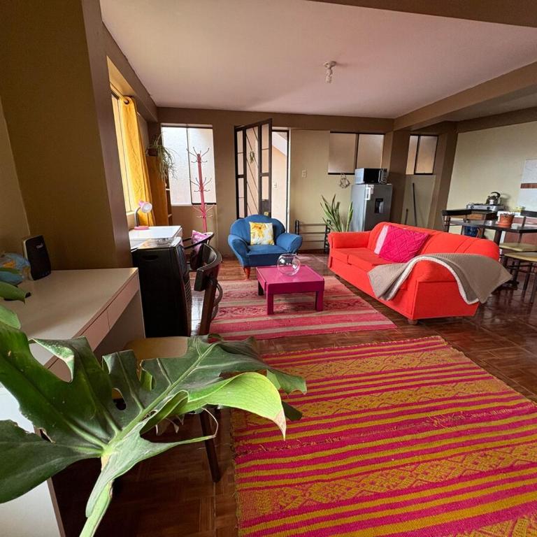 New colorful & artsy home, fam perfect, great wifi for working - Apartamento de 2 dormitorios - 21