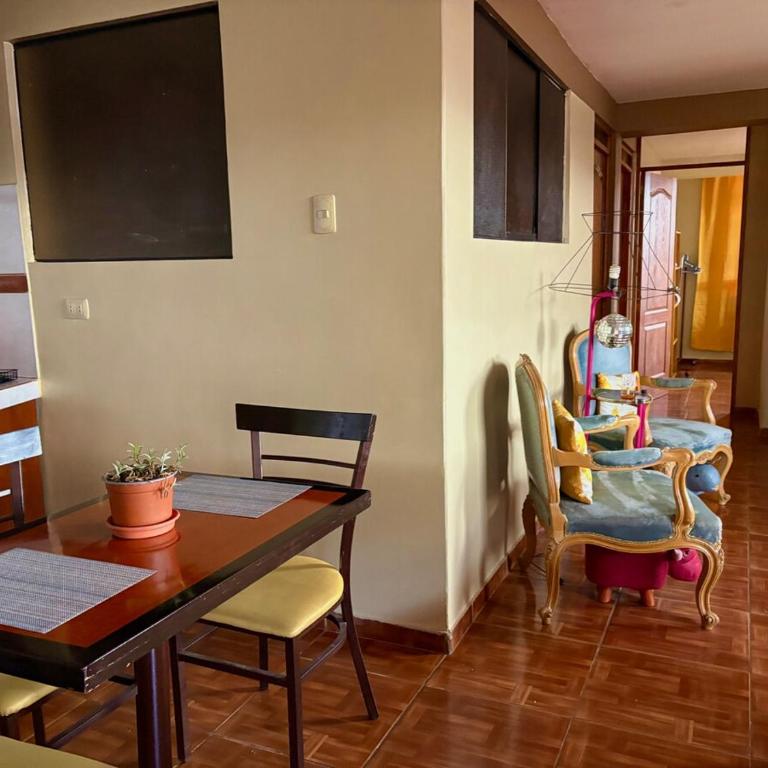 New colorful & artsy home, fam perfect, great wifi for working - Apartamento de 2 dormitorios - 27