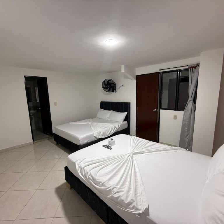 Hotel Alojamientos Villavicencio - Twin Room - 5