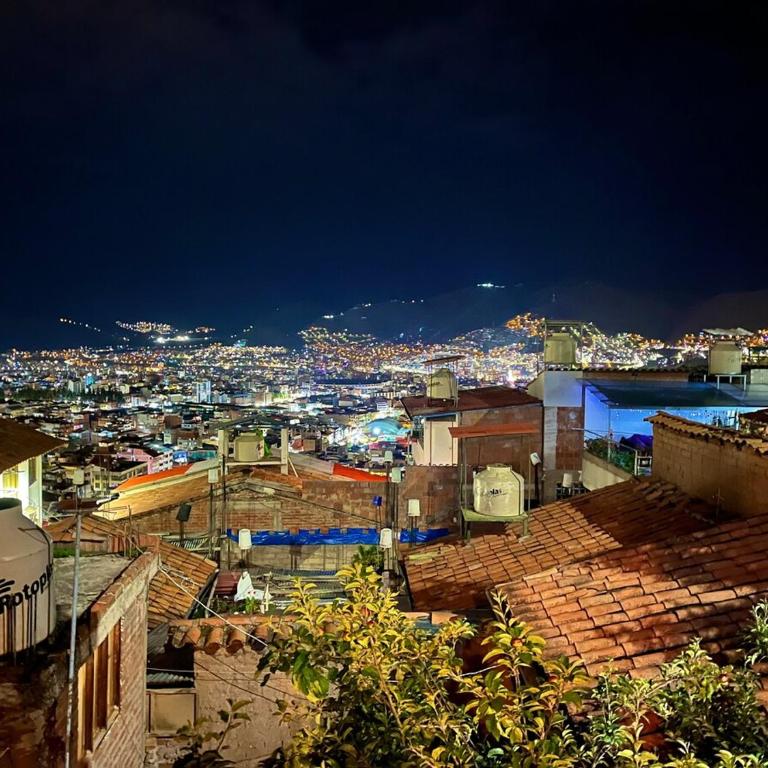 New colorful & artsy home, fam perfect, great wifi for working - Apartamento de 2 dormitorios - 84